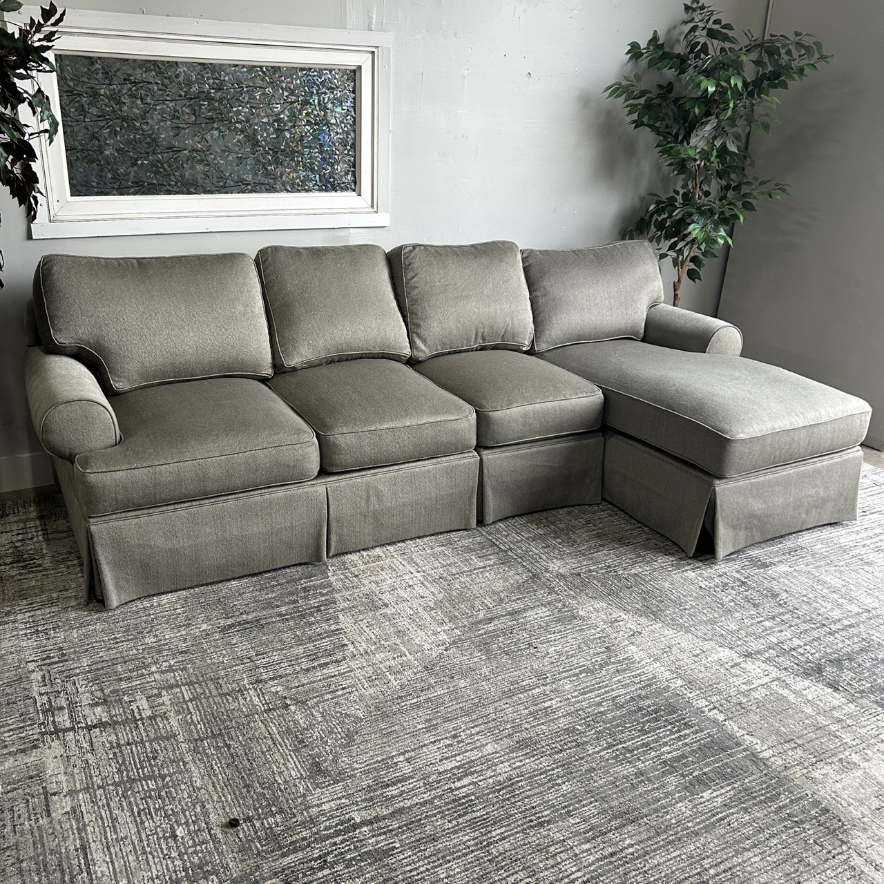 Gray Havertys Sectional - Free Delivery | CouchCycled of Fort Worth