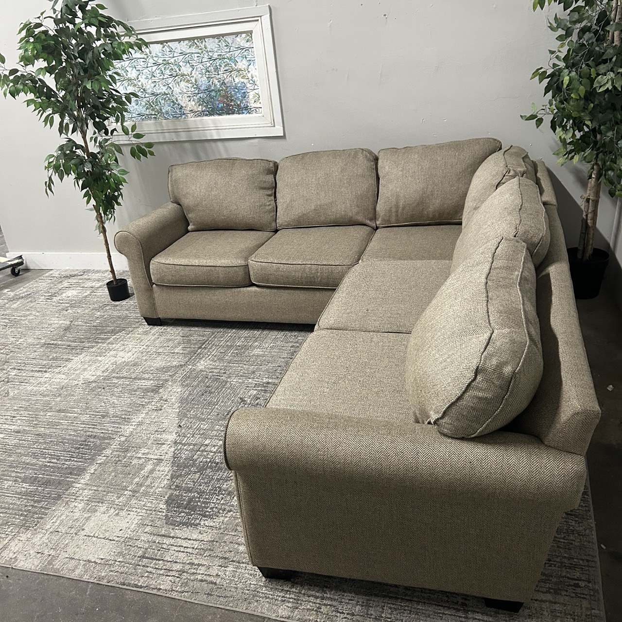 Gray Sectional L-Shape Couch | Free Delivery | CouchCycled of Fort Worth