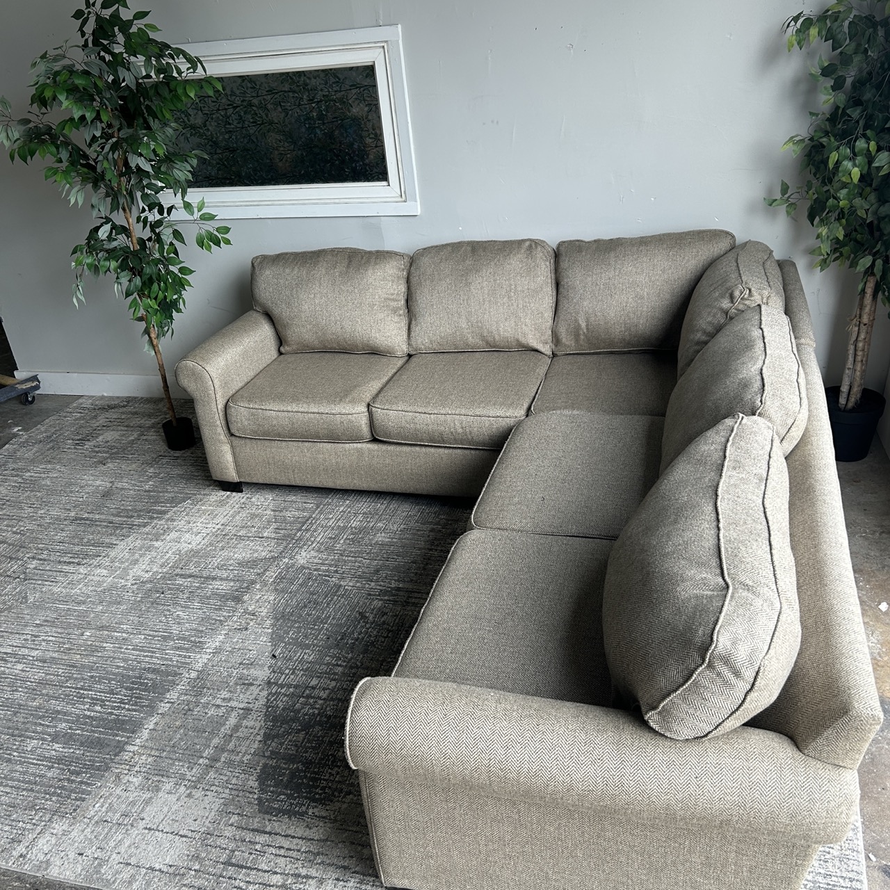 Gray Sectional L-Shape Couch | Free Delivery | CouchCycled of Fort Worth