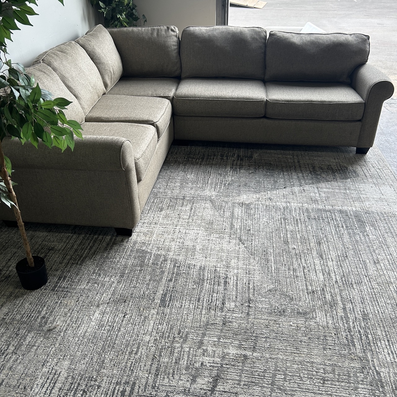 Gray Sectional L-Shape Couch | Free Delivery | CouchCycled of Fort Worth