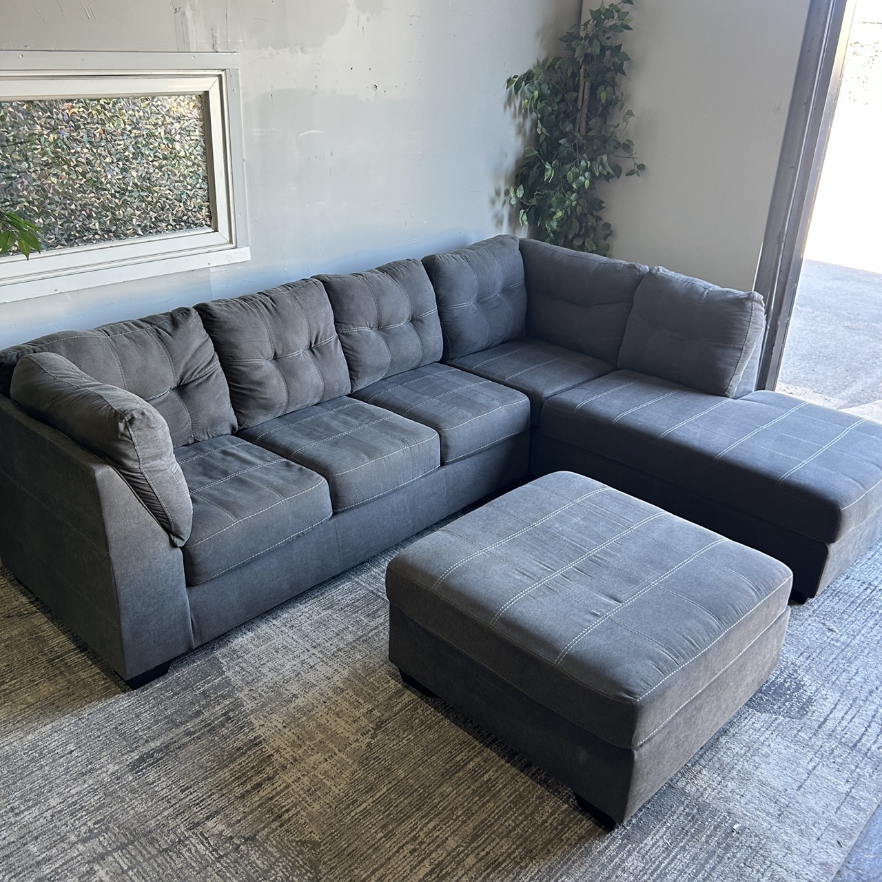 Gray Sectional Couch With Ottoman - Free Delivery | CouchCycled of Fort ...