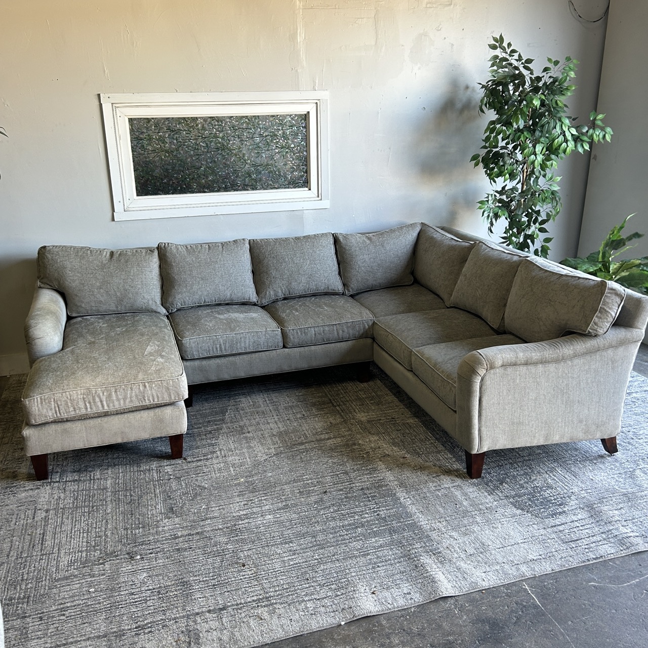 Gray Haverty's Sectional - Free Delivery | CouchCycled of Fort Worth