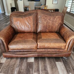Havertys Dakota Leather Love Seat