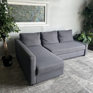 Gray Sectional w/ Pullout