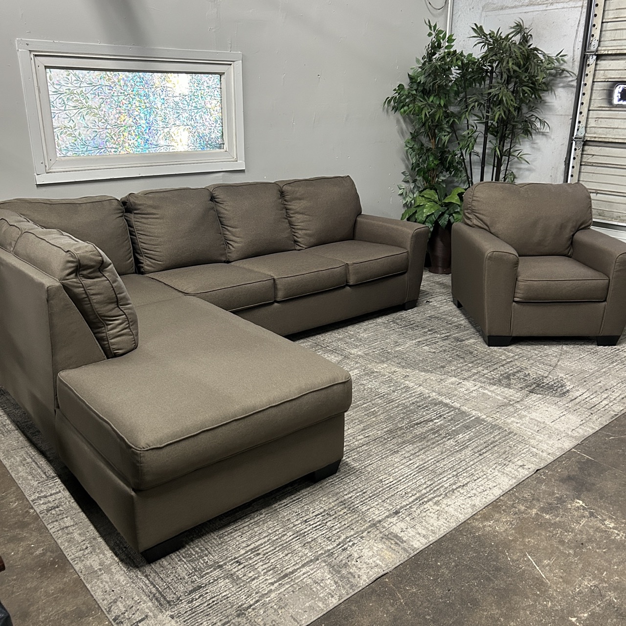 Brown Sectional w Chair - Image 14