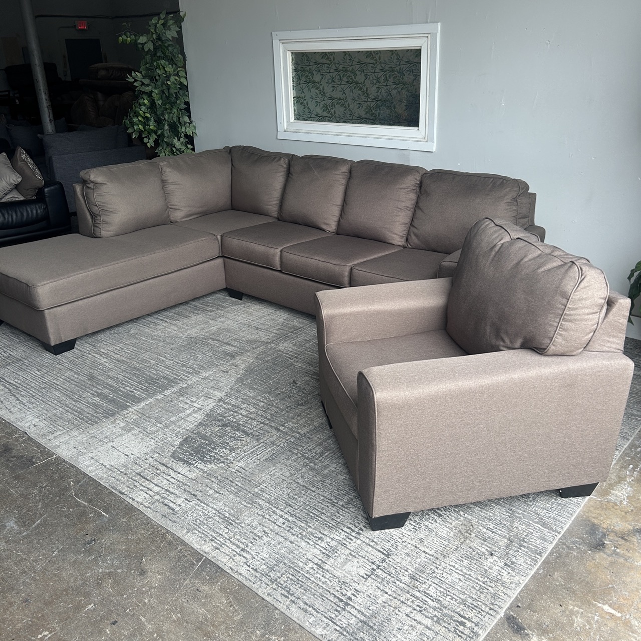 Brown Sectional w Chair - Image 3