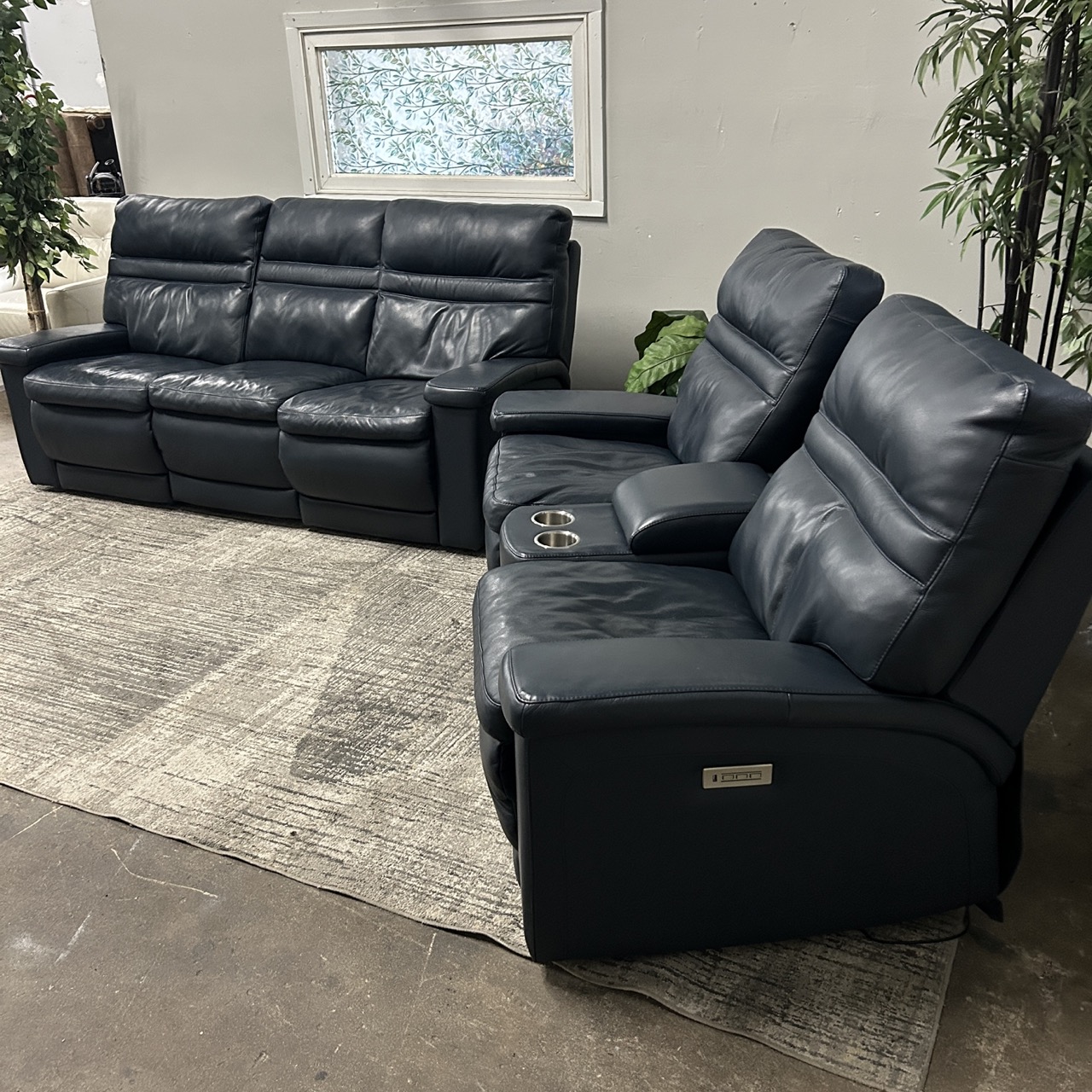Blue Leather Recliner Set - Image 9