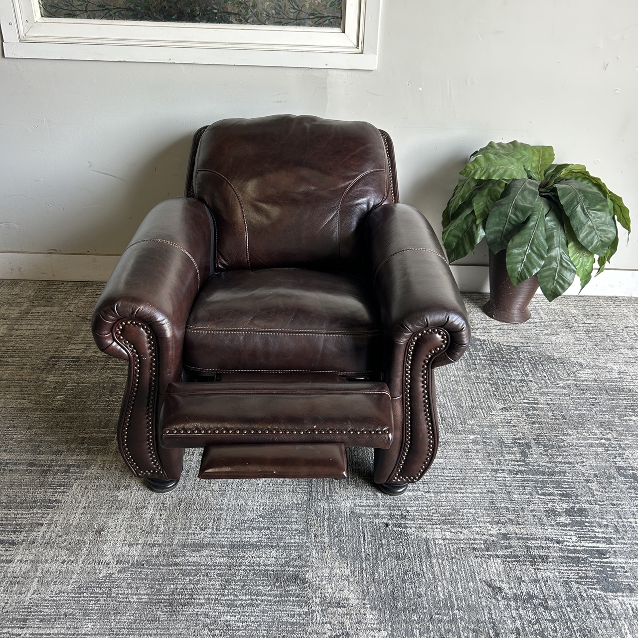 Brown Leather Recliner Chair - Image 4